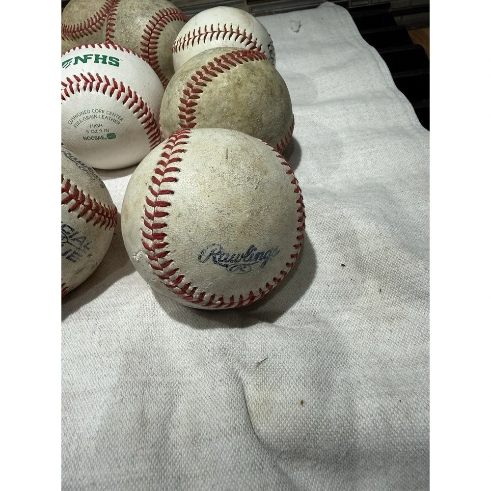 Lot Of 15 Baseballs & 1 Softball Diamond (4) Rawlings Worth Wilson Unbranded Vtg